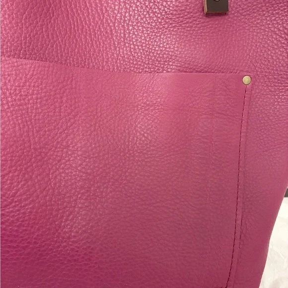 Portland Leather Iris Tote Bag - Picture 2 of 6